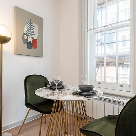 לונדון Stylish 1 Bed Flats In Soho, Next To Piccadilly Circus And Trafalgar Square מראה חיצוני תמונה