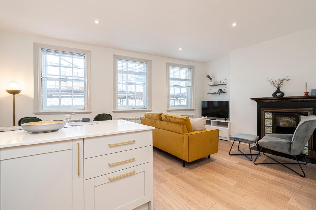 לונדון Stylish 1 Bed Flats In Soho, Next To Piccadilly Circus And Trafalgar Square מראה חיצוני תמונה