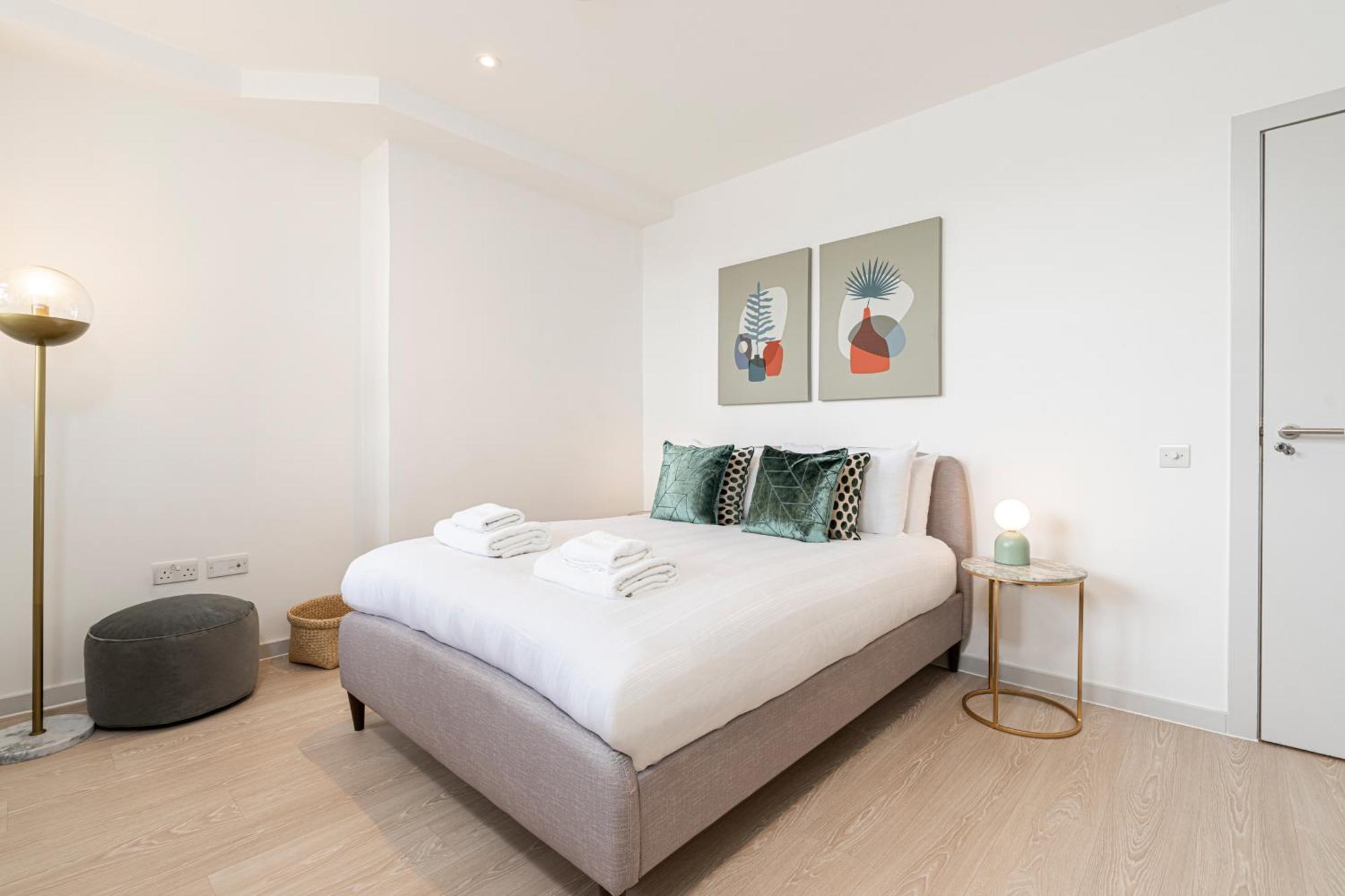 לונדון Stylish 1 Bed Flats In Soho, Next To Piccadilly Circus And Trafalgar Square מראה חיצוני תמונה